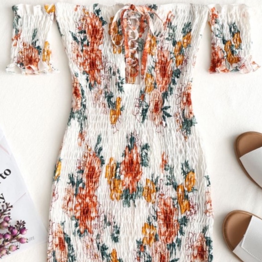 Off the Shoulder Shirred / Ruched Lace Front Floral Top